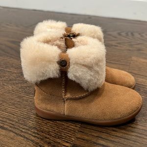 UGG Ramona Boots, Size 9.